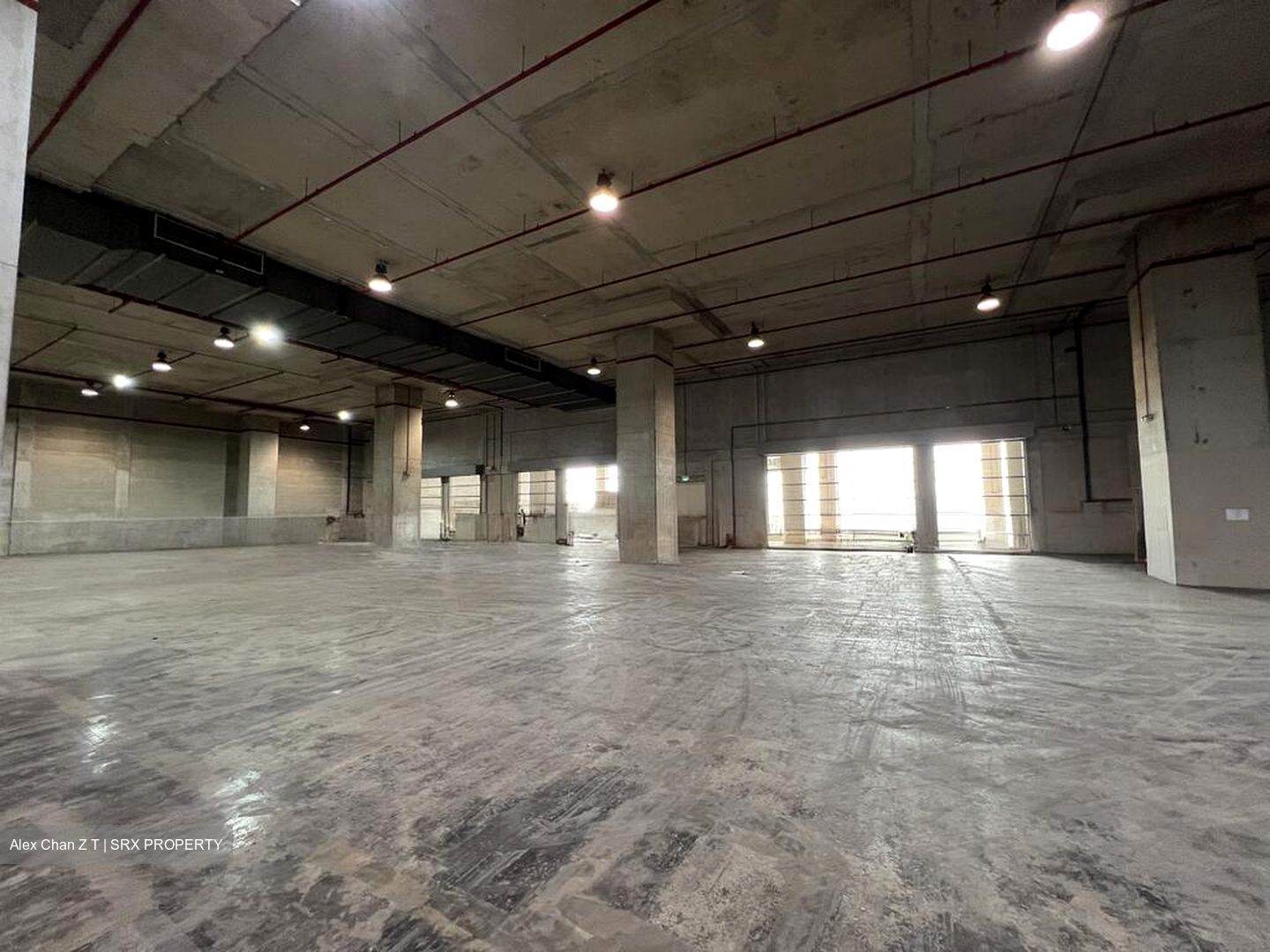 Jalan Buroh (D22), Warehouse #578703831